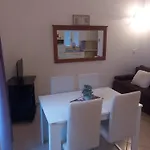 Goga Apartamento *