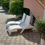 Goga Biograd Na Moru