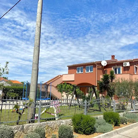 Apartmani Goga Biograd Na Moru