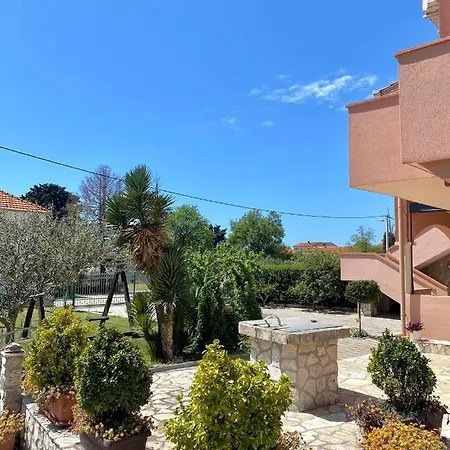Apartmani Goga Biograd Na Moru