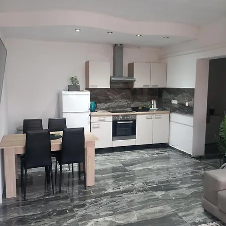 Apartmani Goga Biograd Na Moru