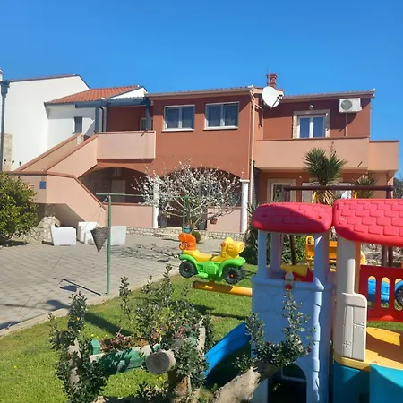 Apartmani Goga * Biograd Na Moru