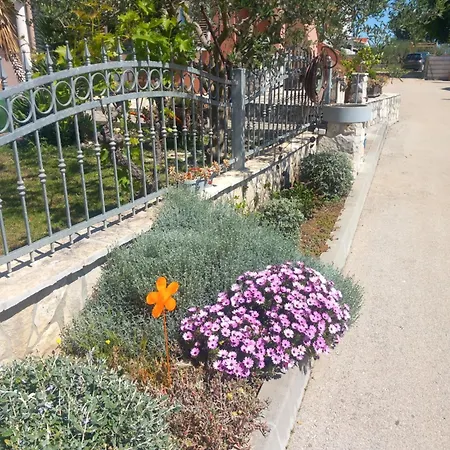 Apartmani Goga Biograd Na Moru