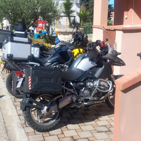 Goga Apartament Biograd Na Moru