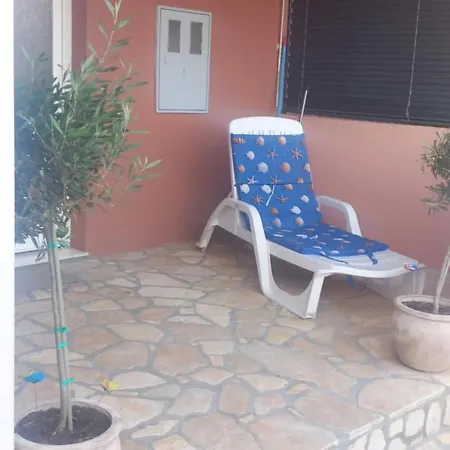 Goga Biograd Na Moru