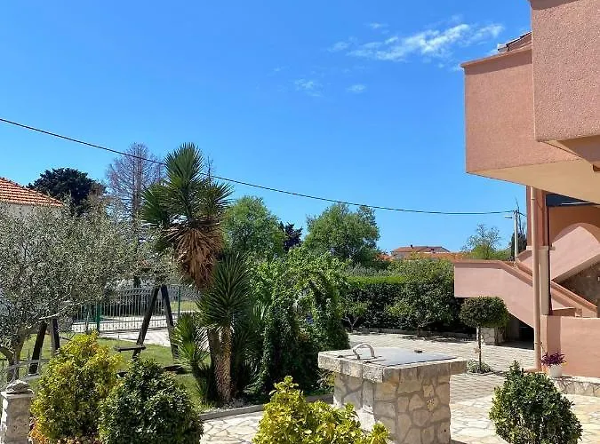 Apartmani Goga Biograd Na Moru